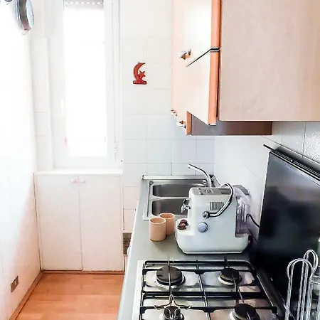 Cozy And Comfy 1 Bedroom Apt - Citta Studi Appartement