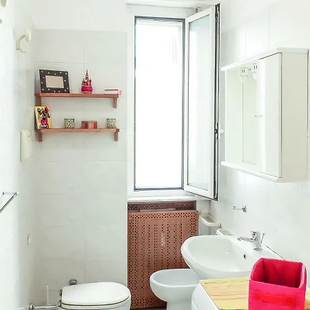 Cozy And Comfy 1 Bedroom Apt - Citta Studi Appartement